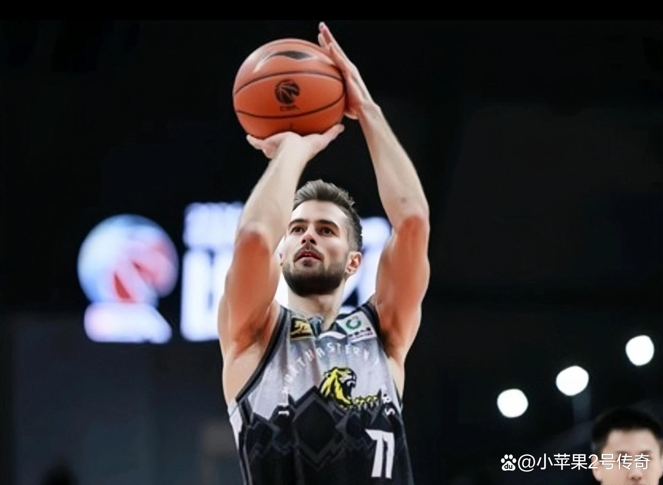 NBA季后赛倒计时;山东男篮今晨回应争议;细节引发关注;赛场秩序良好;资深球员宣示担当的简单介绍 NBA季后赛倒计时;山东男篮今晨回应争议;细节引发关注;赛场秩序良好;资深球员宣示担当的简单介绍